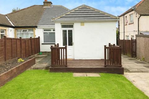 2 bedroom semi-detached bungalow for sale, Ederoyd Avenue, Pudsey, LS28 7QY