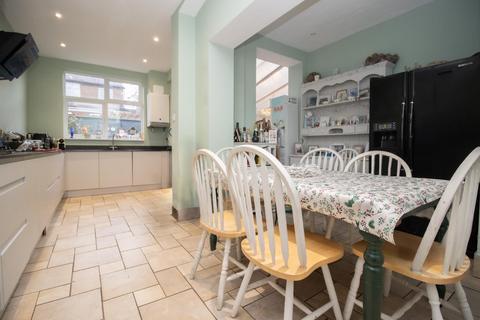 5 bedroom semi-detached house for sale, Hermiston, Whitley Bay