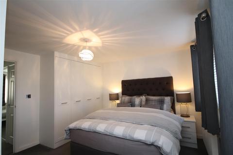 7 Warwick Way, Dartford, DA1 1NQ