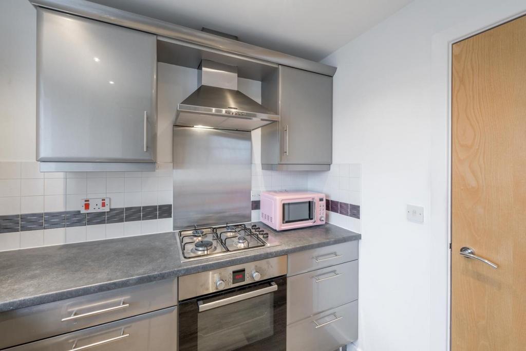 Kitchen 3