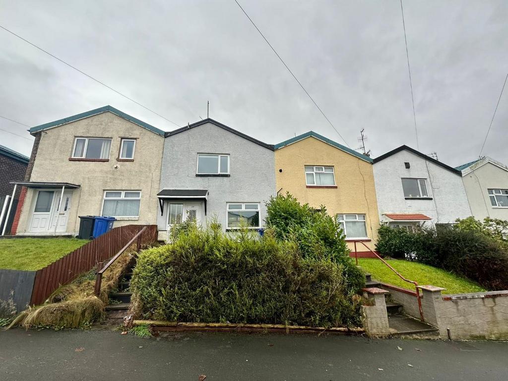 Brunshaw Avenue, Burnley 2 bed terraced house £650 pcm (£150 pw)