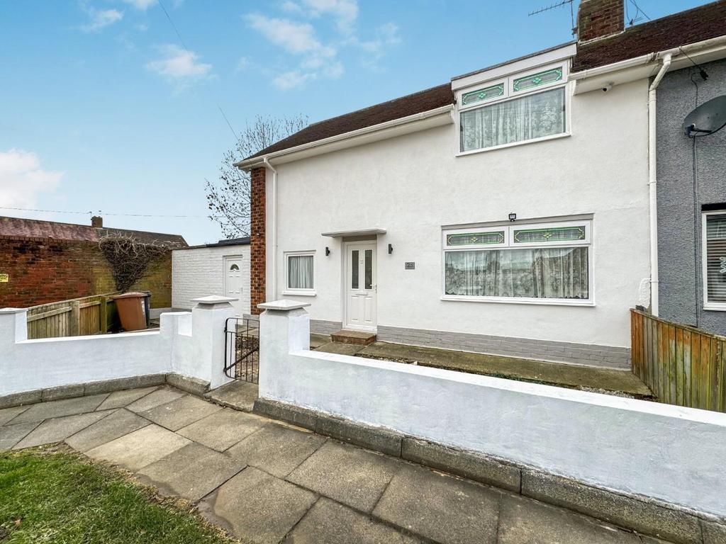 Endrick Road, Owton Manor, Hartlepool 2 bed end of terrace house for