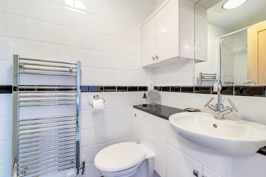 EN-SUITE.jpg