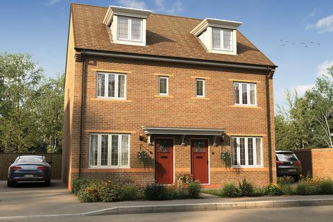 3 bedroom townhouse for sale, Plot 52, The Makenzie at Bloor Homes at Thornbury Fields, Bells Close BS35
