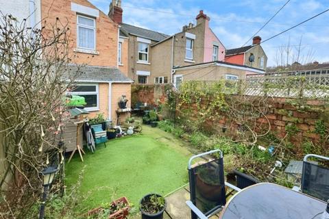 3 bedroom terraced house for sale, Read Street, Swindon, SN1 5HJ