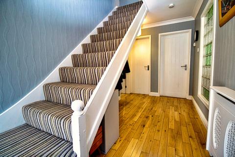 32 Bron Haul, Pentyrch, Cardiff, CF15 9TA