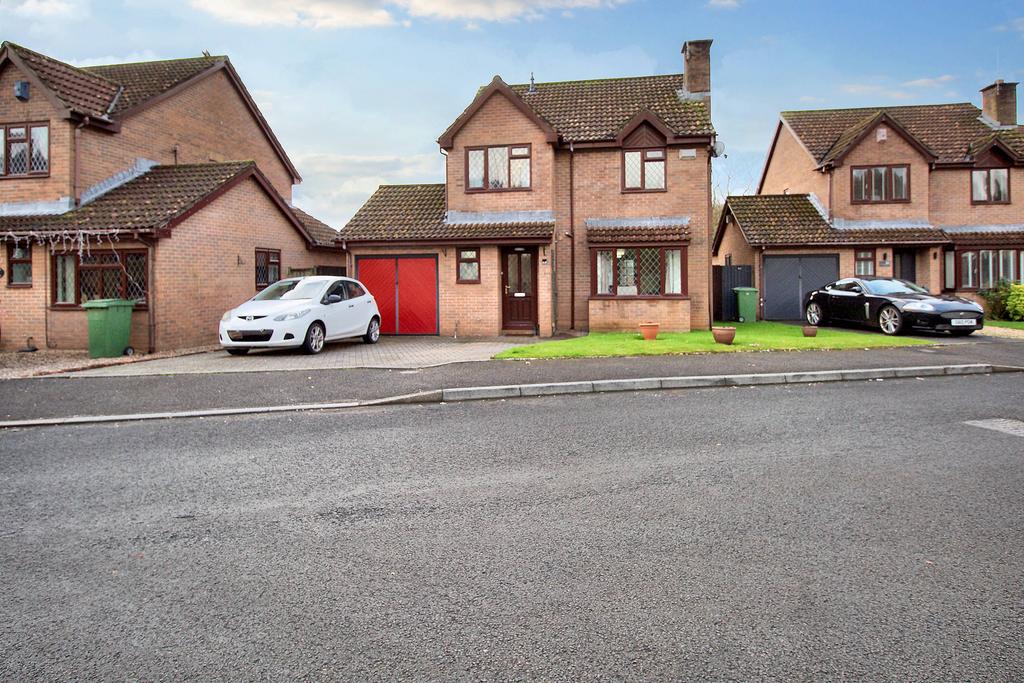 River Glade, GwaelodyGarth CF15 4 bed detached house for sale £435,000
