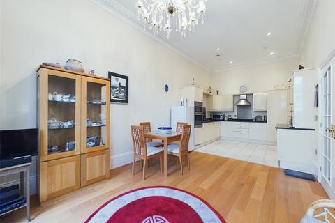 3 bedroom apartment for sale, Evesham Road, Cheltenham, Gloucestershire, GL52