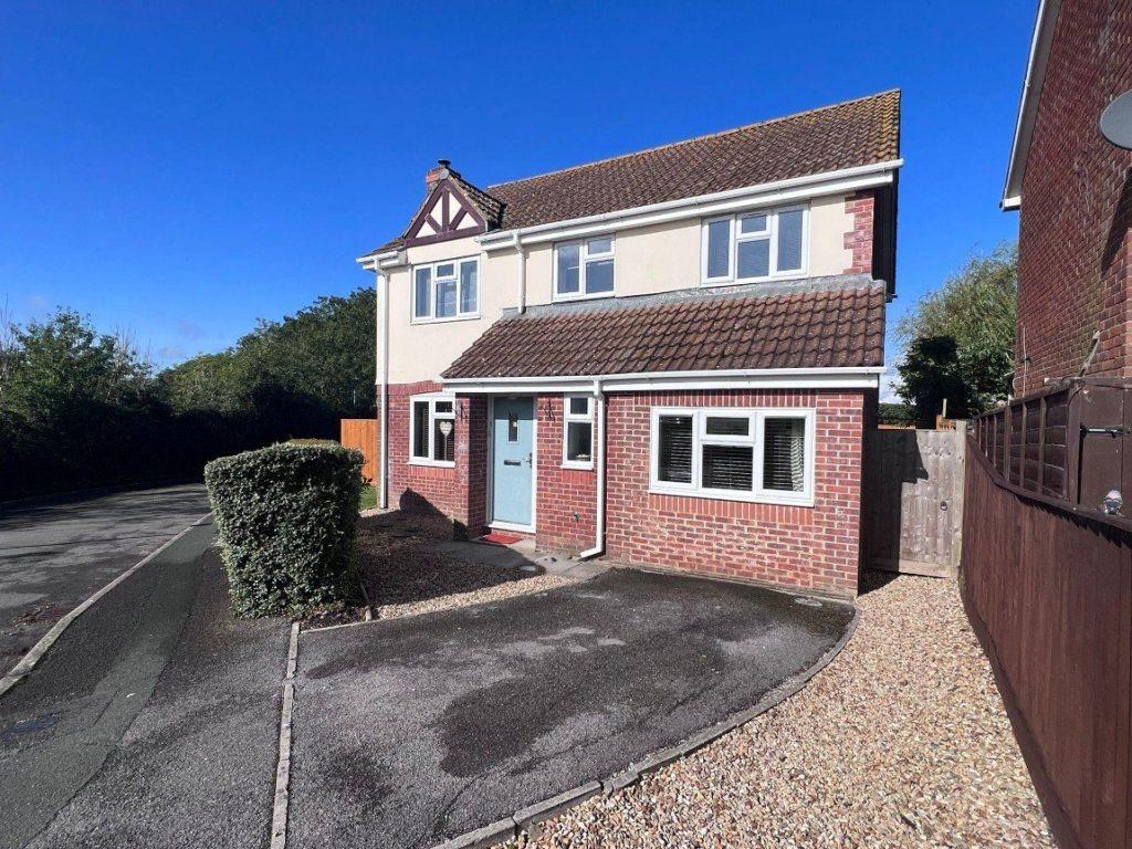 Church Hill Close, Royal Wootton Bassett, Swindon, SN4 8QW 4 bed detached house for sale £485,000