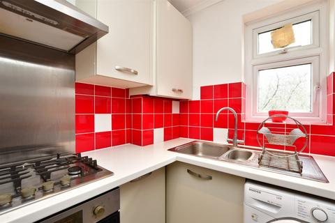 43 Chester Close, Dorking, RH4 1PP