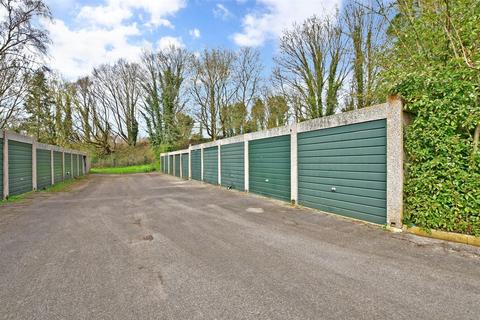 43 Chester Close, Dorking, RH4 1PP