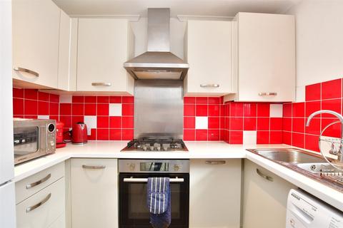 1 bedroom apartment for sale, Chester Close, Dorking, Surrey