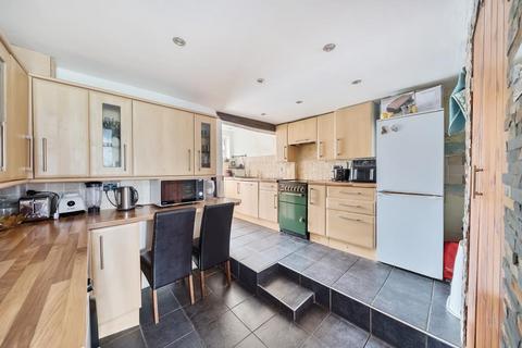 2 bedroom terraced house for sale - Staines-Upon-Thames,  Stanwell Village,  TW19