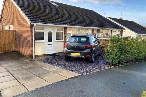 2 bedroom bungalow for sale, Cloverfield Gardens, Little Sutton