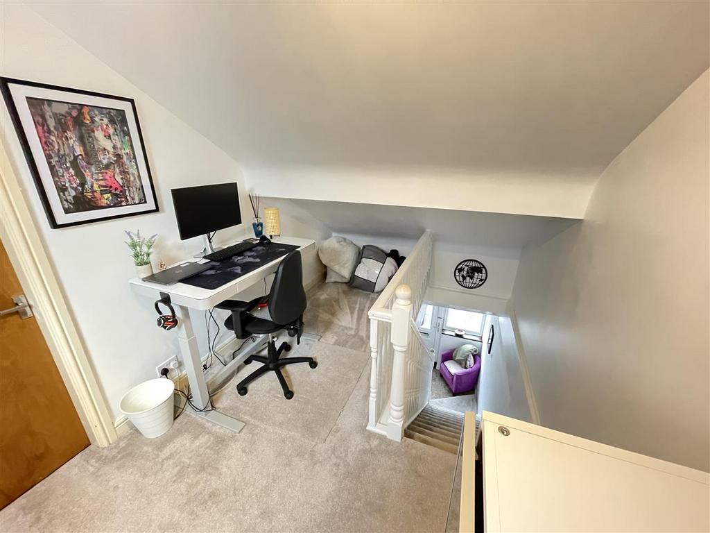 1st Floor Landing