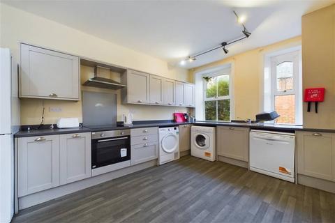 6 bedroom terraced house to rent - Cavendish Place, Newcastle Upon Tyne