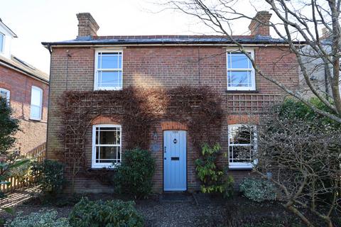 4 bedroom character property for sale, High Street, Prestwood, HP16