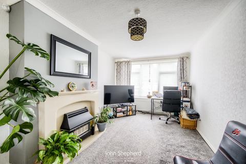 2 bedroom maisonette for sale - Langley Hall Road, Solihull, West Midlands, B92