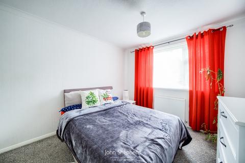 2 bedroom maisonette for sale - Langley Hall Road, Solihull, West Midlands, B92