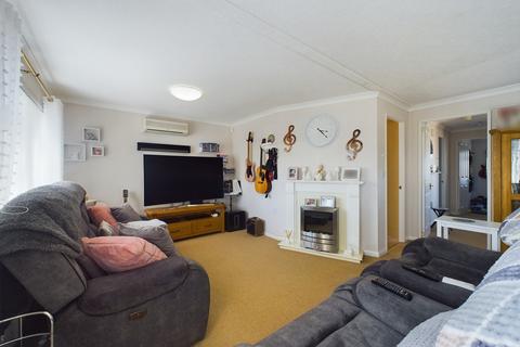 2 bedroom park home for sale - Haven Road, Canvey Island, SS8