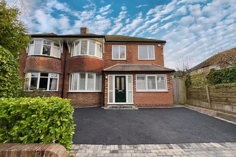 4 bedroom semi-detached house to rent, Tewkesbury Avenue, Hale, Altrincham, Greater Manchester, WA15