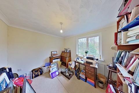 5 Links Close, Herne Bay, CT6 7EU