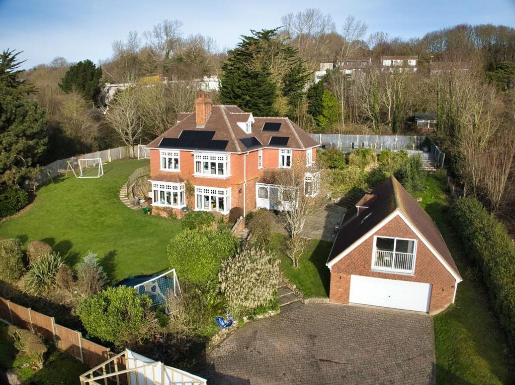 Seabrook Road, Hythe, CT21 6 bed detached house for sale £1,250,000
