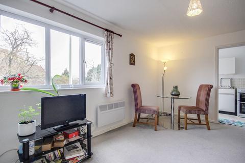 1 bedroom apartment for sale, Buckingham Court, Wokingham