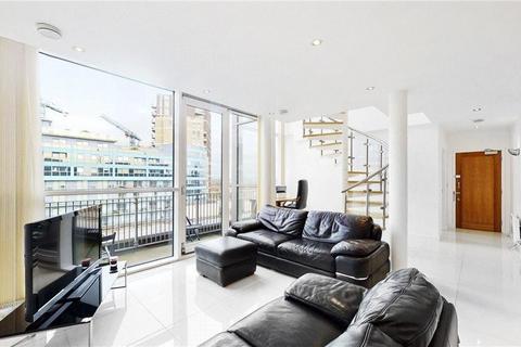 3 bedroom penthouse for sale, Western Gateway, London