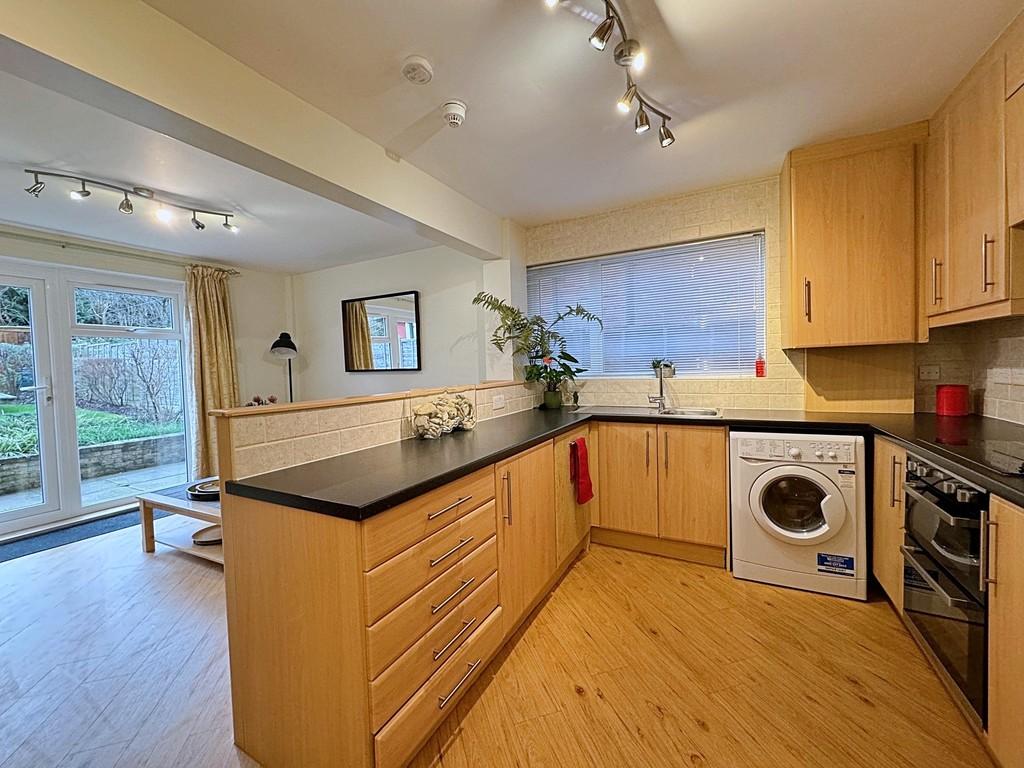 Arthur Street, Kenilworth 4 bed semidetached house for sale £425,000
