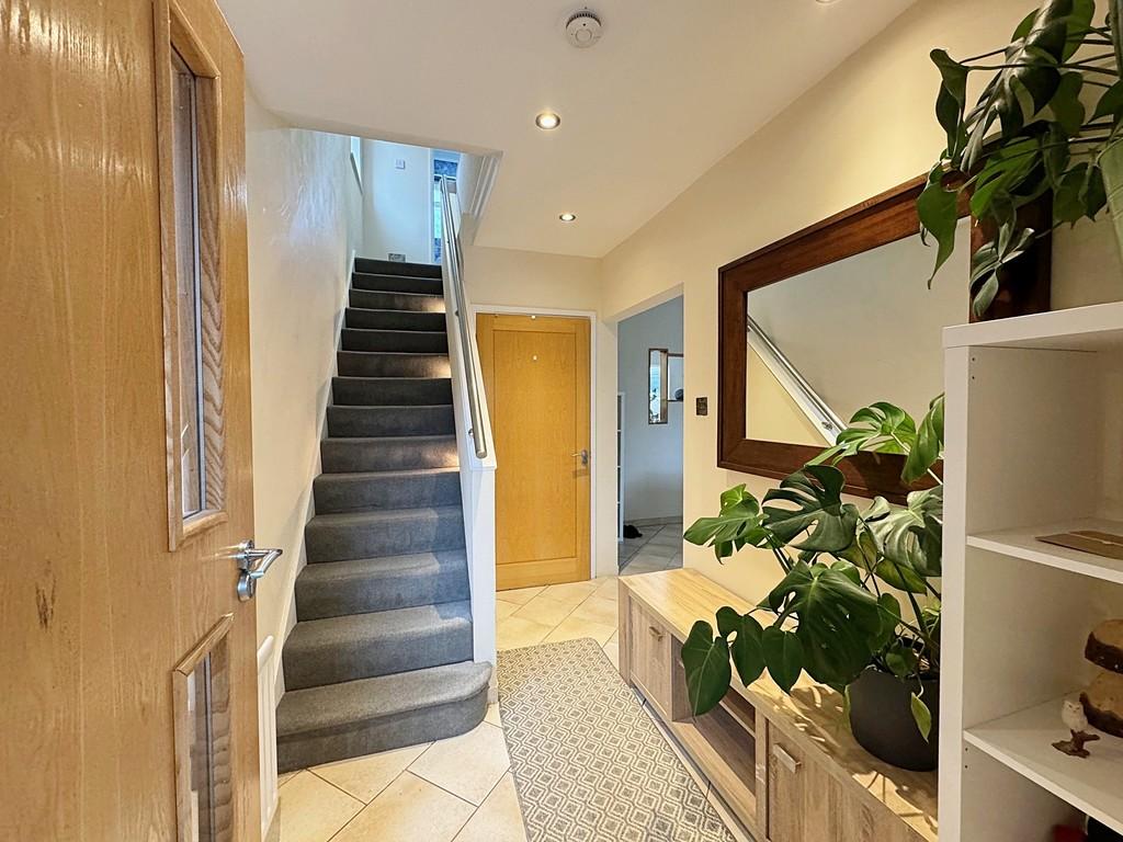 Thornby Avenue, Kenilworth 4 bed semidetached house for sale £450,000