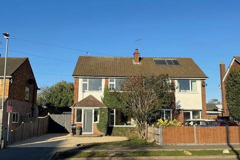4 bedroom semi-detached house for sale - Thornby Avenue, Kenilworth