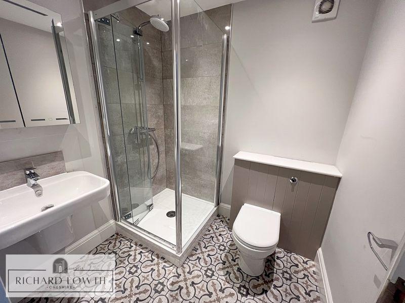 Ensuite Shower Room