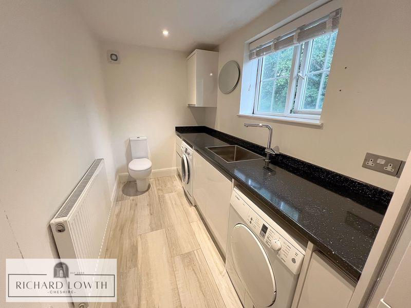 Utility Room/WC
