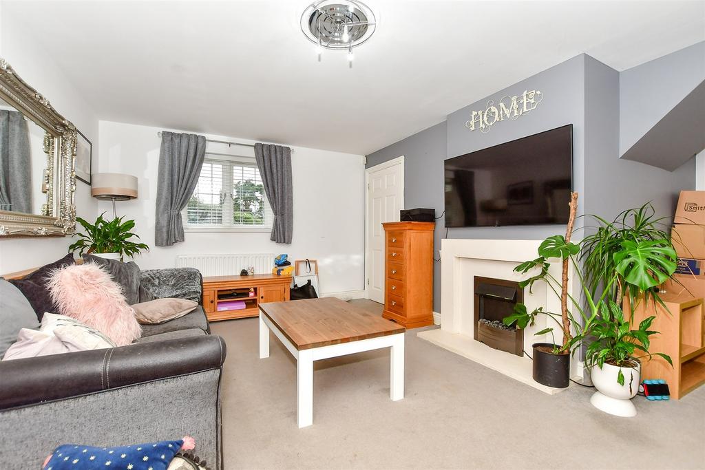 Ewe And Lamb Mews, Wittersham, Tenterden, Kent 3 bed end of terrace house for sale £375,000