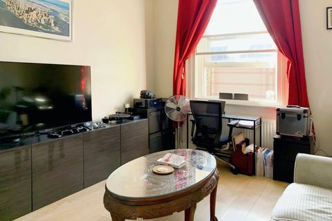 1 bedroom apartment to rent, Maritime Chambers, 82 Canute Road