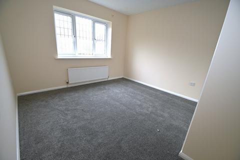 11 Rockall Court, Slough, SL3 8EZ