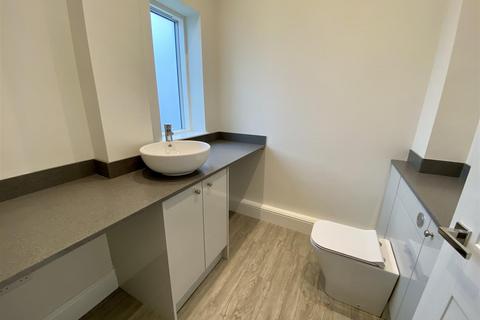 2 bedroom apartment for sale, Chetwynd Court Stafford