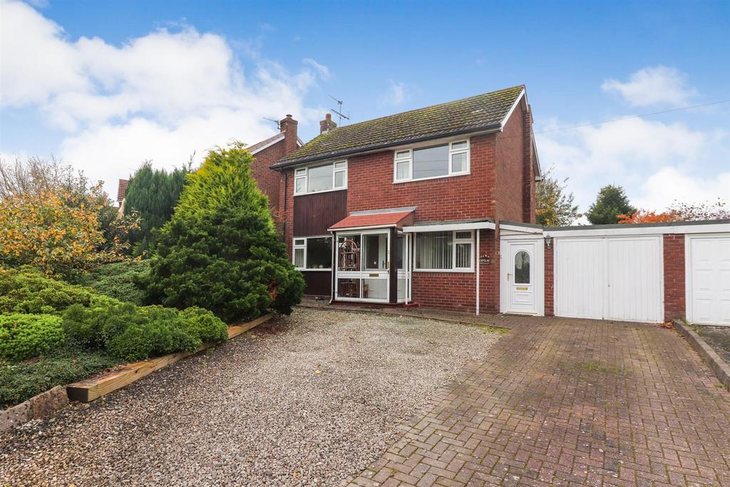 Croeswylan Lane, Oswestry 3 bed detached house for sale £345,000