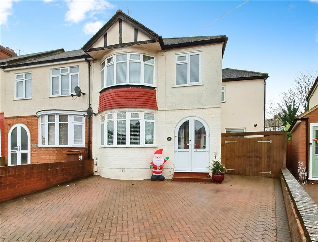 Haig Avenue, Rochester 4 bed end of terrace house for sale £425,000