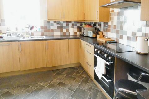 8 Grasmoor Road, Salterbeck, Workington, CA14 5JB