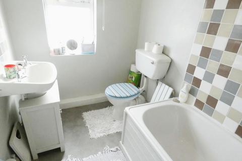 8 Grasmoor Road, Salterbeck, Workington, CA14 5JB