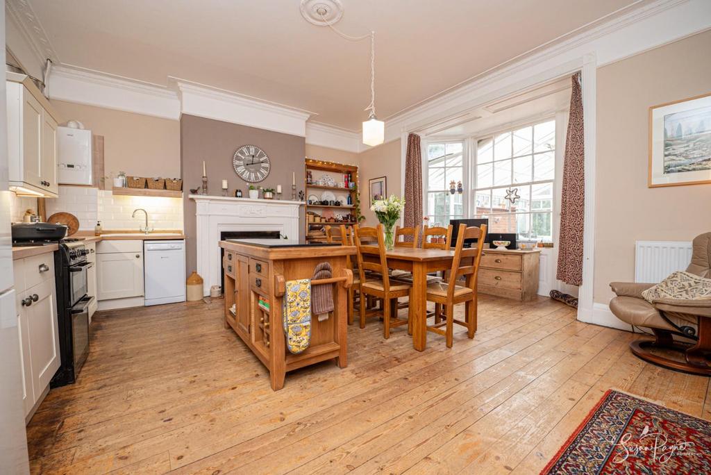 Rear Kitchen-Diner
