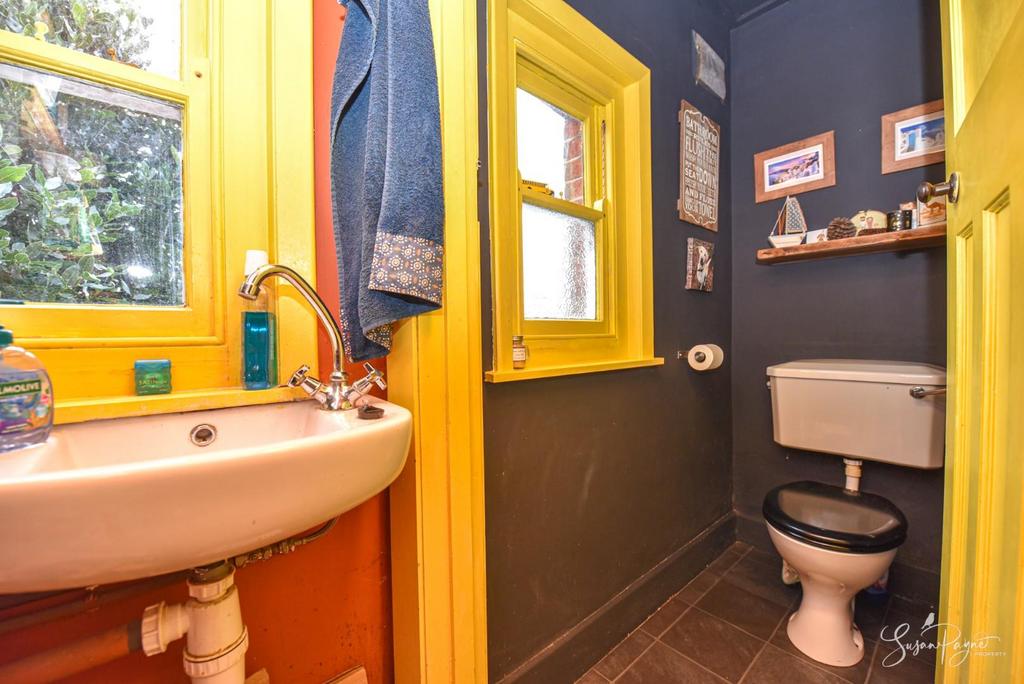 Front Cloakroom
