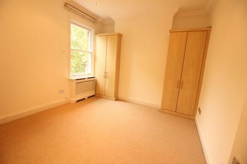 3 bedroom duplex to rent, Sunny Gardens Road, London NW4