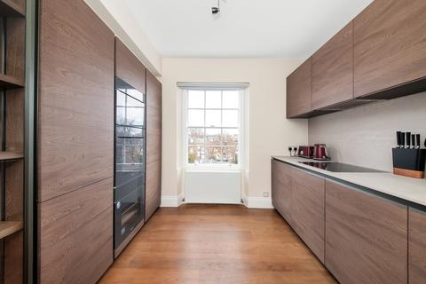 3 bedroom flat to rent, Onslow Square, South Kensington, London