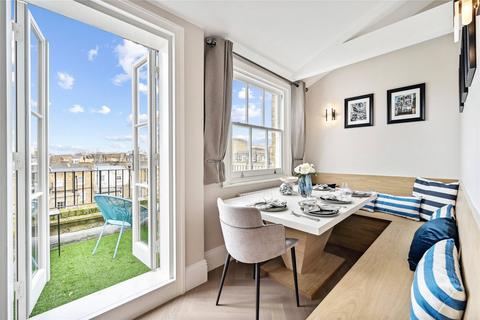 3 bedroom flat to rent, Onslow Gardens, South Kensington, London