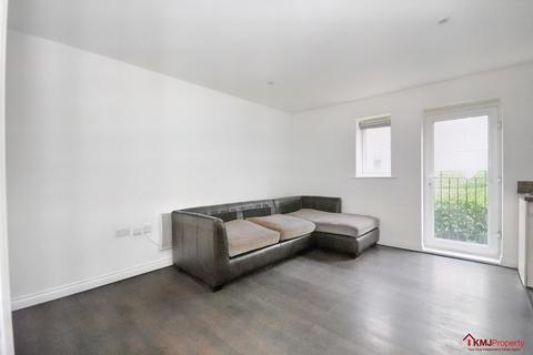 2 bedroom flat for sale, Queripel Close, Tunbridge Wells, Kent