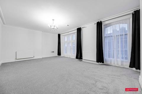 4 bedroom apartment to rent, Cabbell Street London NW1