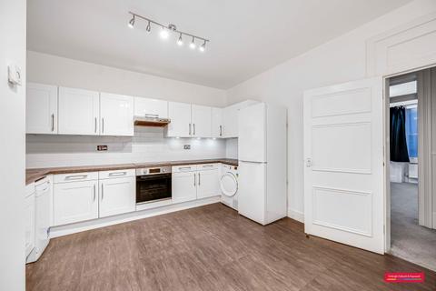4 bedroom apartment to rent, Cabbell Street London NW1